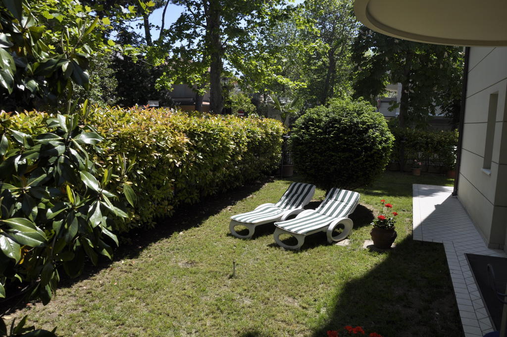 Residence Hamilton Riccione Exterior foto