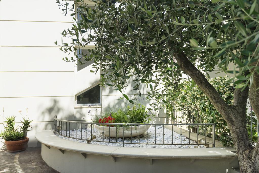 Residence Hamilton Riccione Exterior foto