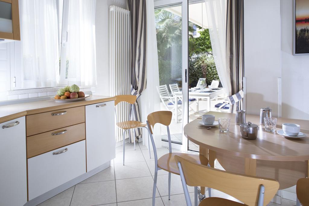 Residence Hamilton Riccione Exterior foto