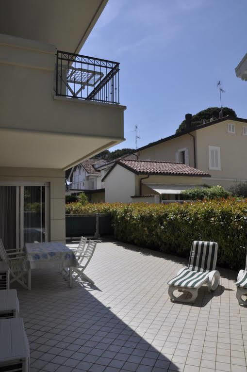 Residence Hamilton Riccione Exterior foto